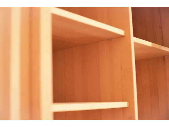 Шафа купе Жизель натурального кольору, матеріал - цільний бук (полиці).