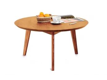 Стол журнальный Данте светло-коричневого цвета, материал - бук срощенный (общий вид)