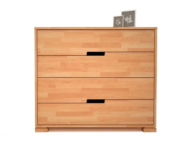 Комод Селена натурального цвета, материал - срощенный бук (вид спереди).