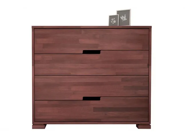 Комод Селена коричневого кольору, матеріал - зрощений бук (вигляд спереду).