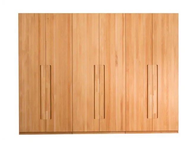 Шкаф Люкс натурального цвета, сращенного и цельного бука (вид спереди)