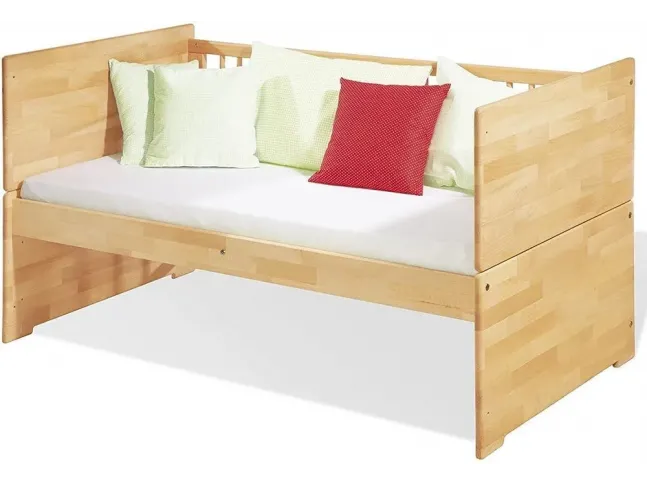 Детскую кроватку-трансформер Whity натурального цвета, материал - бук сращенный, покрытие масло (общий вид, от 2 и 3 лет)
