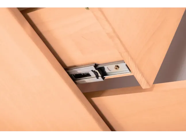 Комод Лучана натурального кольору, матеріал - бук зрощений (фурнітура)