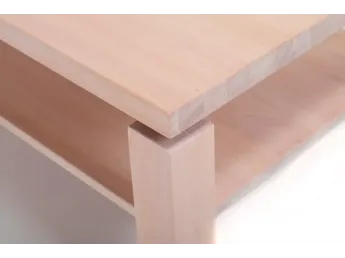 Стіл журнальний Леннокс білого кольору, матеріал - цільний бук (загальний вигляд з декором). 2