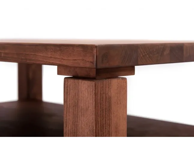 Стол журнальный Леннокс коричневого цвета, материал - цельный бук (вид с угла).