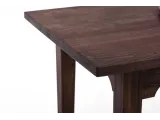 Стіл Олівер темно-коричневого кольору, матеріал - зрощений бук (вигляд з кута).