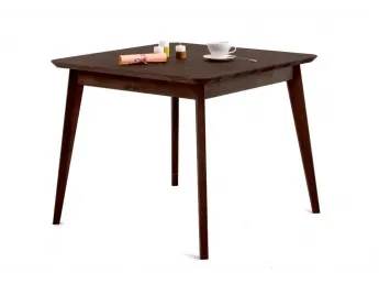 Стіл Каллісто темно-коричневого кольору, матеріал - зрощений бук (загальний вигляд).