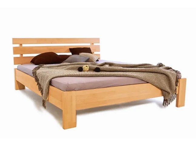 Кровать Лучана натурального цвета, материал - бук срощенный (общий вид).