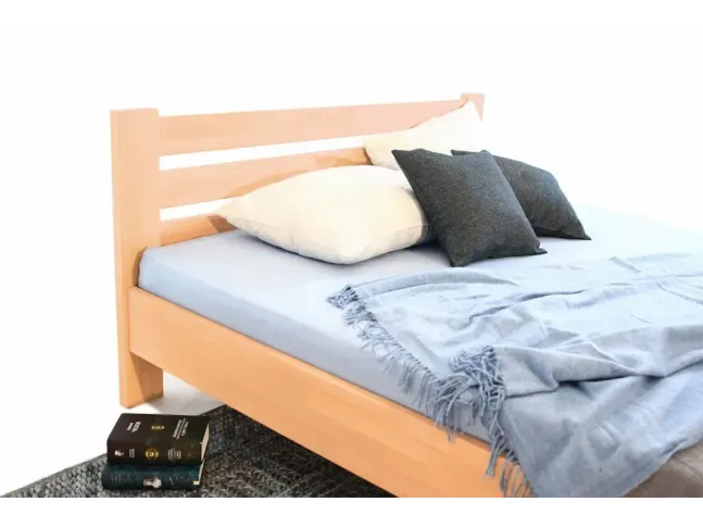Ліжко Сільвана натурального кольору, матеріал - зрощений бук (вигляд збоку).