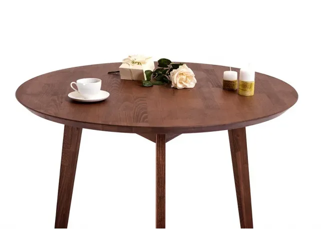 Стол Данте коричневого цвета, материал - бук срощенный (общий вид).