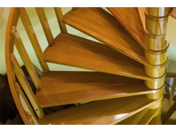 Гвинтові сходи Спіра Класік 010 на больцах (вигляд зверху) 2